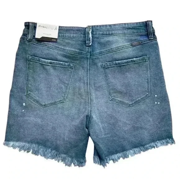 NWT - KanCan Dahana High-Rise Shorts in Medium Wash -Size 13/30 - Picture 3 of 5